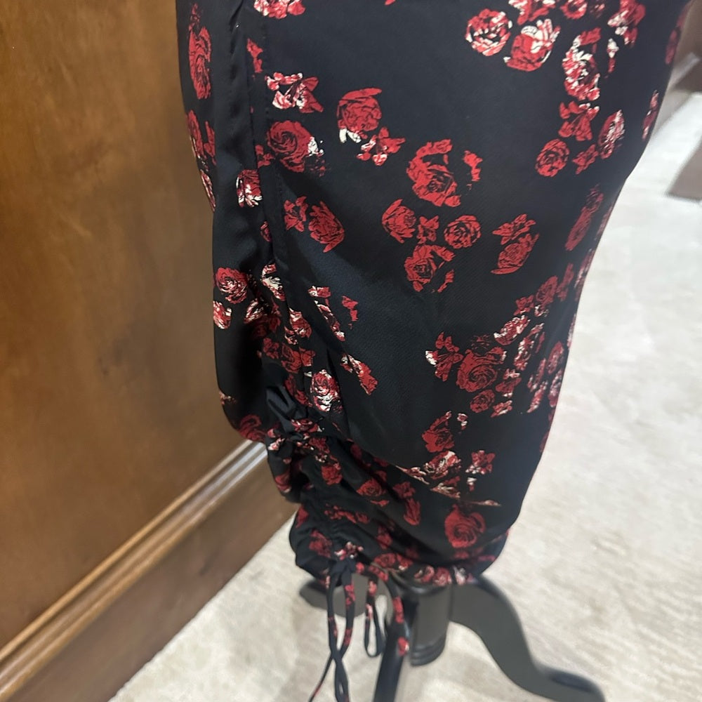 NWT SIZE M Black and Red Ruched Cowl Neck Midi Dress