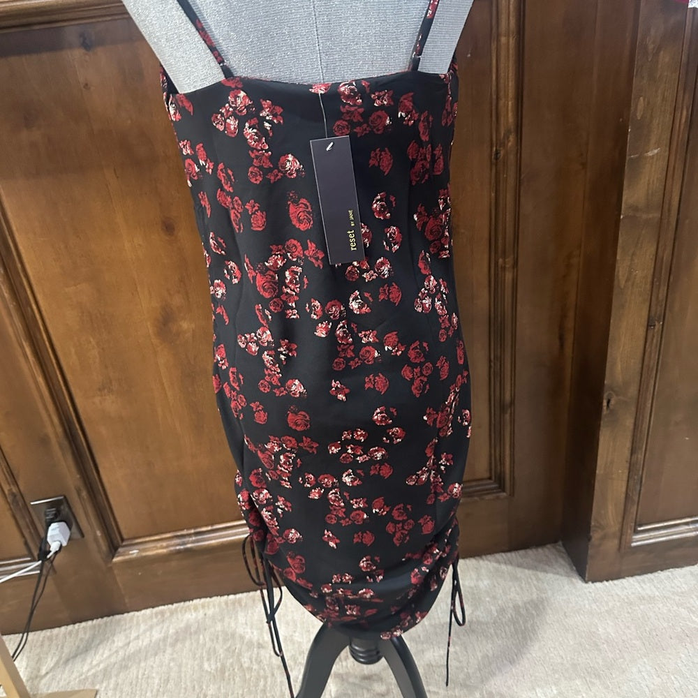 NWT SIZE M Black and Red Ruched Cowl Neck Midi Dress