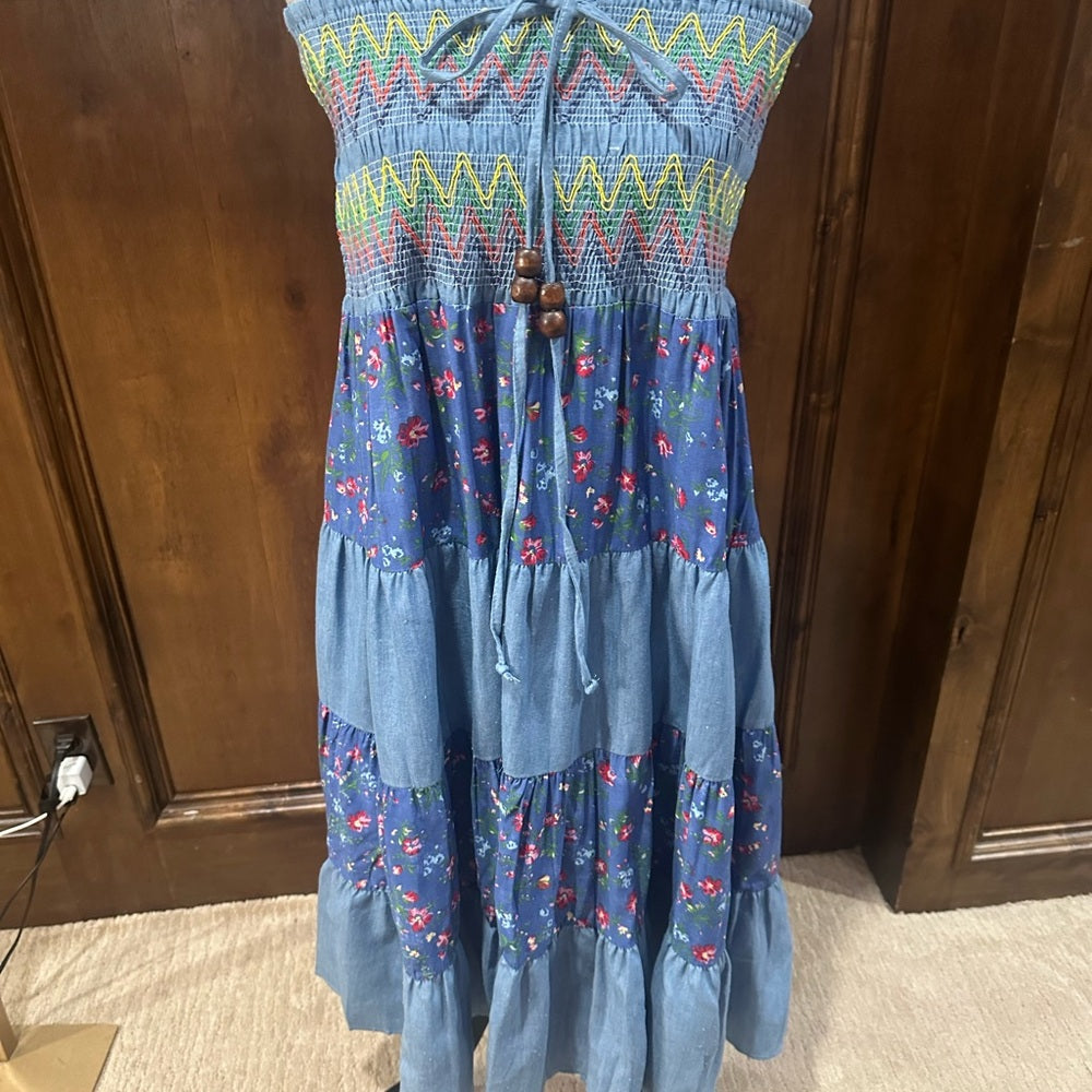 NWT SIZE L Blue and Green Halter Midi Sundress