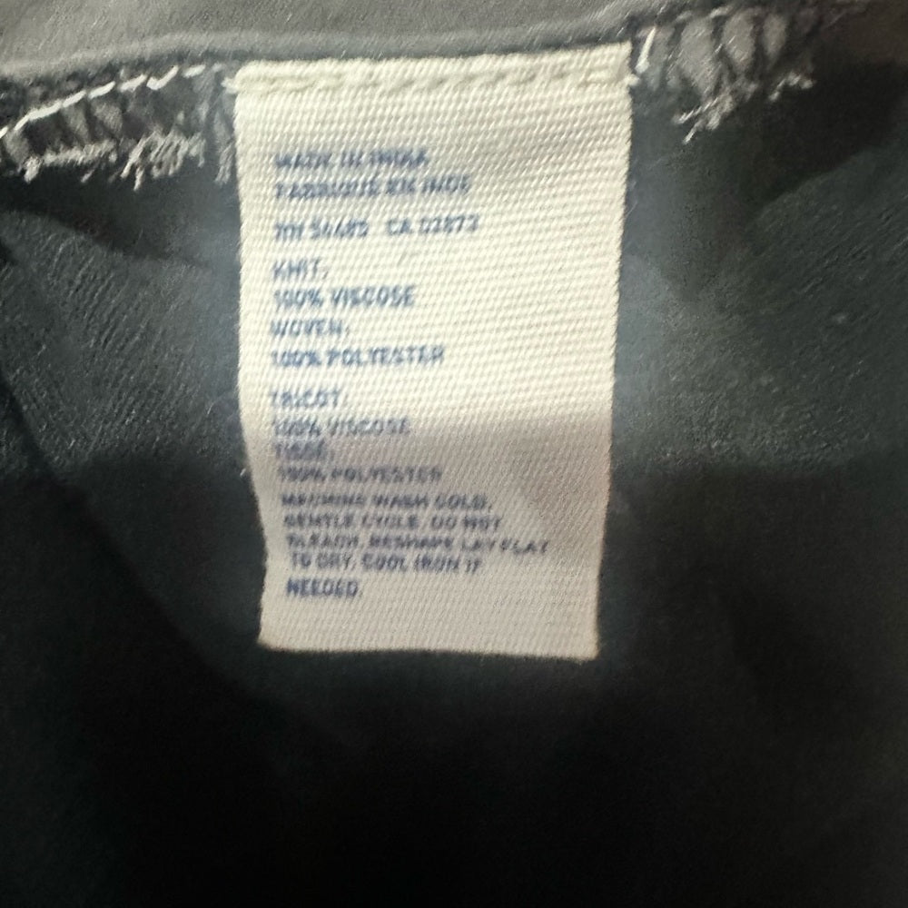 SIZE XS American Eagle Outfitters Black and Gray Crop Top