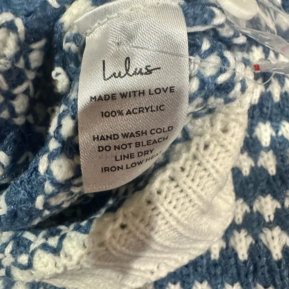 NWT SIZE XL Lulu's Blue and White Knit Sweater