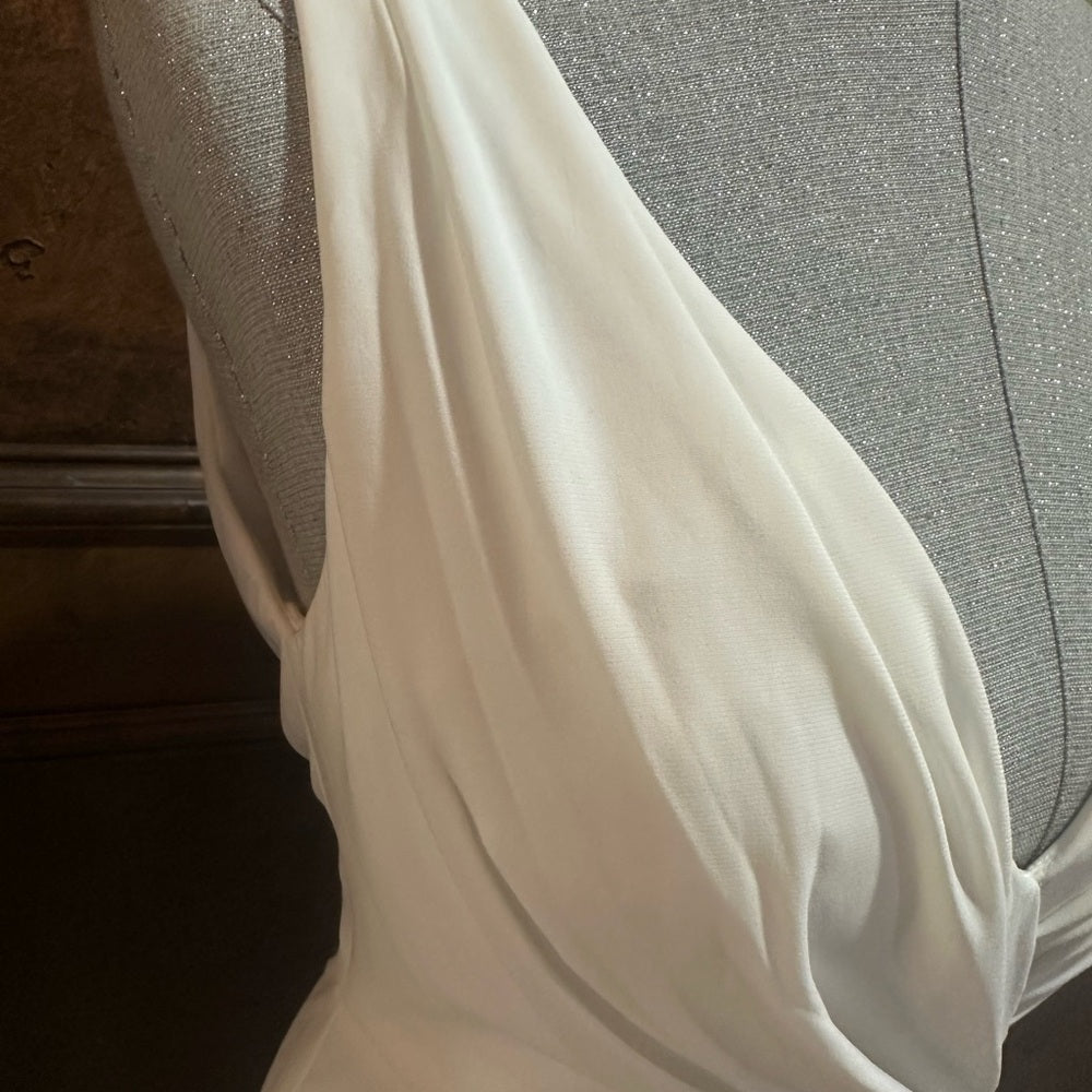 NWT SIZE 4 Mac Duggal Elegant White Maxi Dress