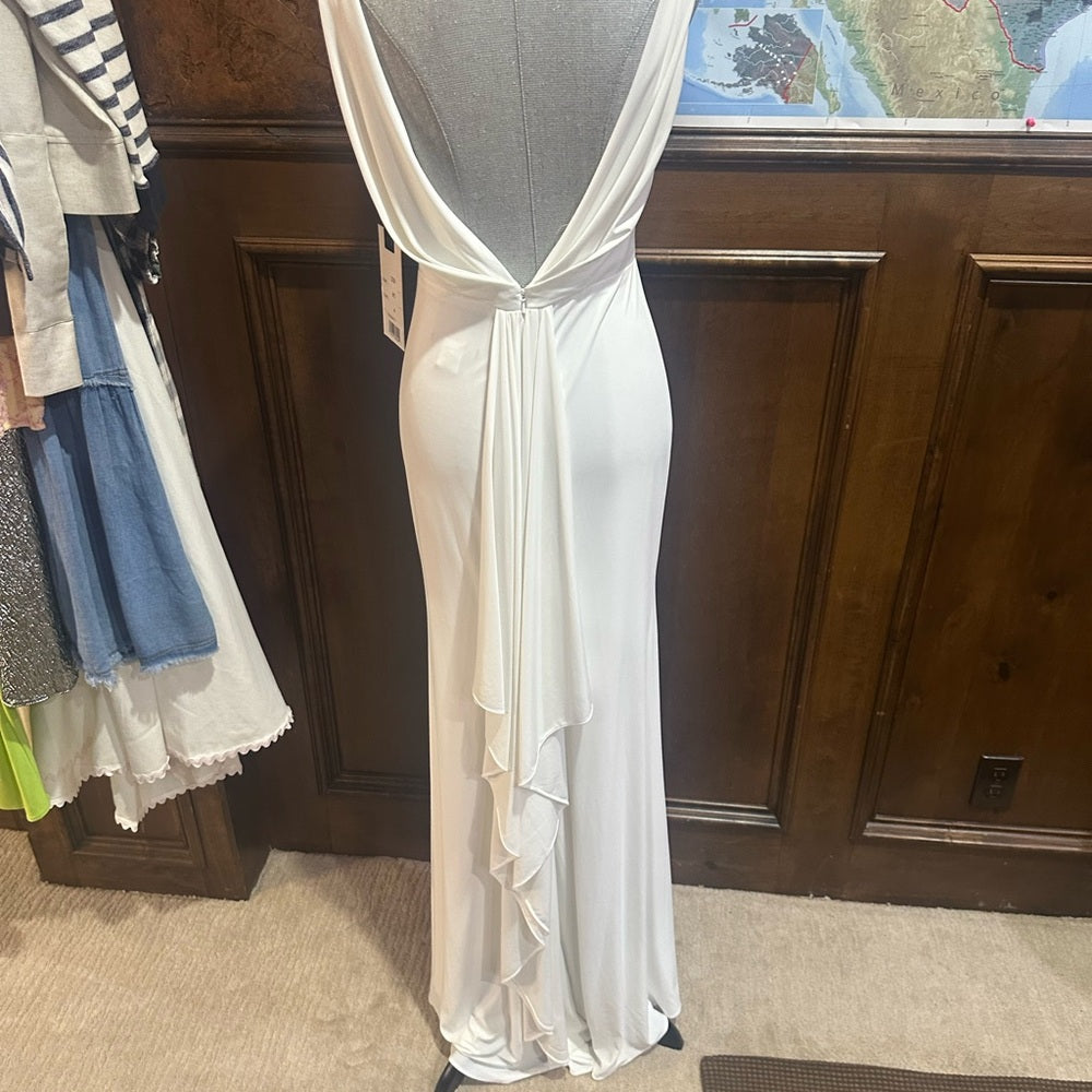 NWT SIZE 4 Mac Duggal Elegant White Maxi Dress