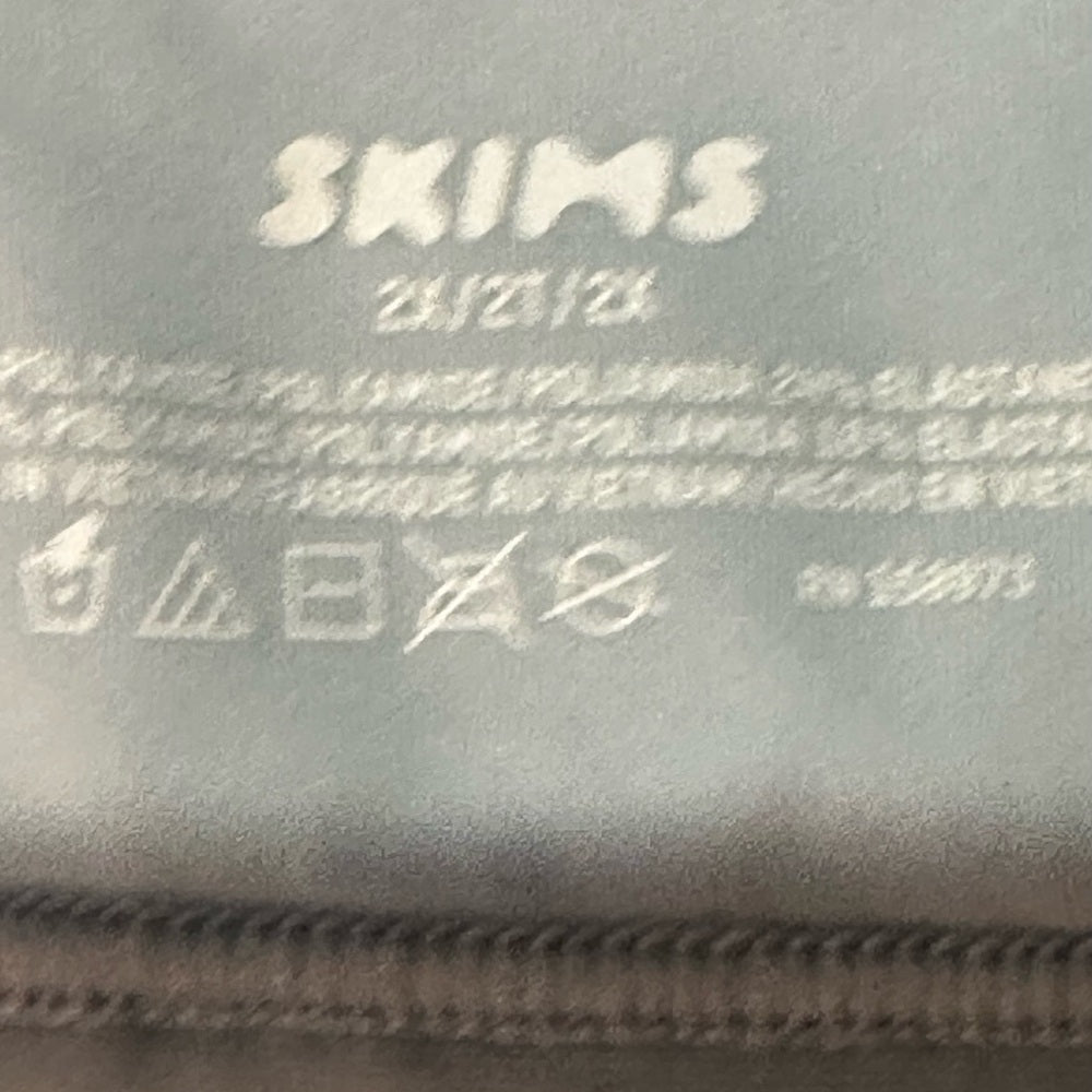 NWOT SIZE 2X SKIMS Cream and Light Blue Plunge Bra