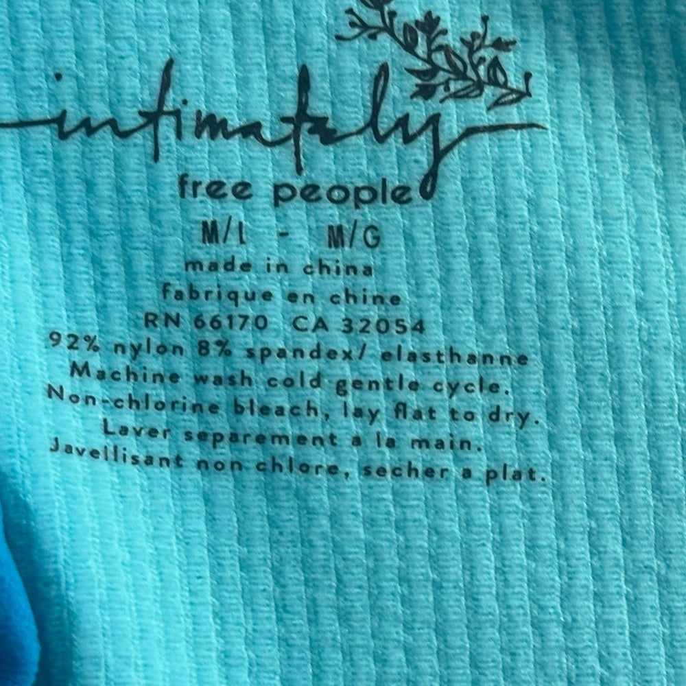 NWT SIZE M/L FP Movement by Free People Turquoise Sleeveless Tank