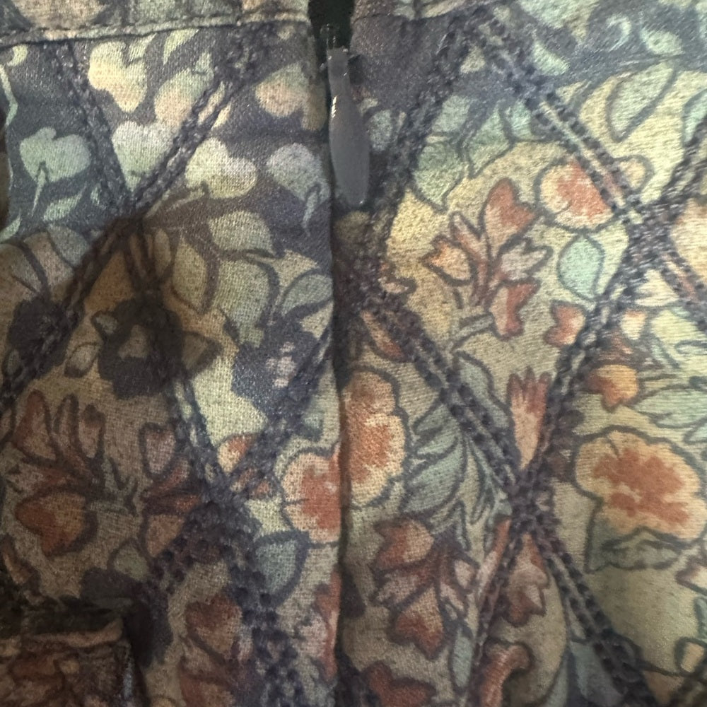 NWOT SIZE 4 Free People Blue and White Geometric Mini Skirt