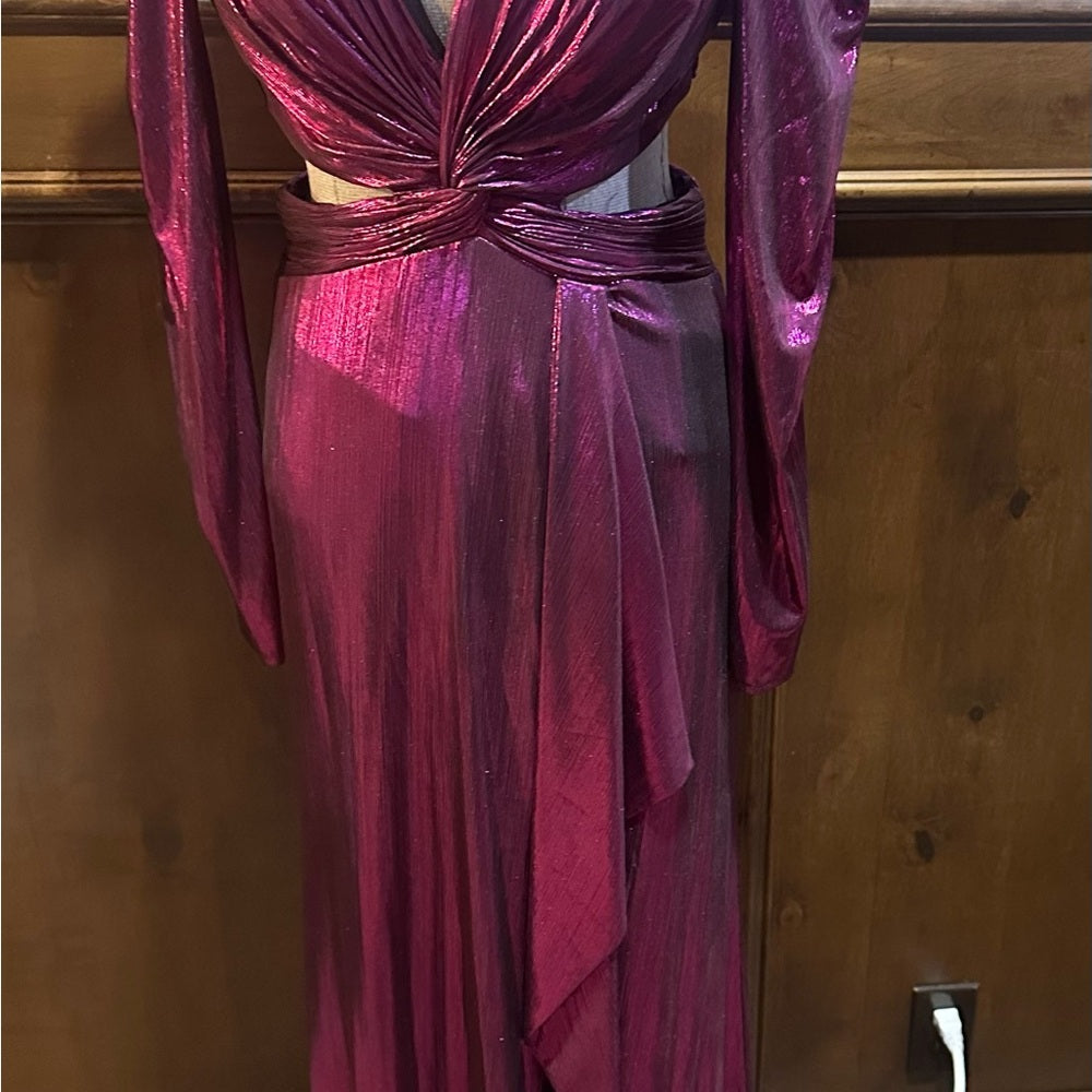 NWT SIZE 6 Glamorous Long Sleeve Metallic Dress
