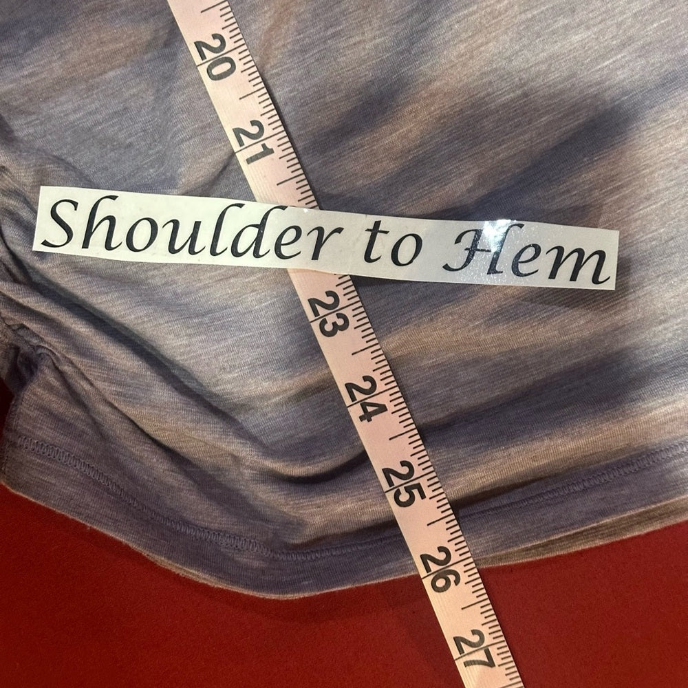 SIZE M/L? Lululemon Athletica Heathered Gray Muscle Tee