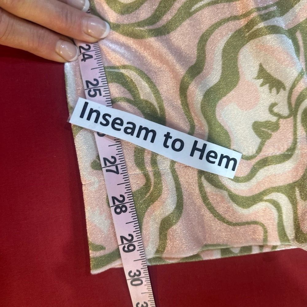 NWOT SIZE M Stylish Women's Swirl Pattern Pants