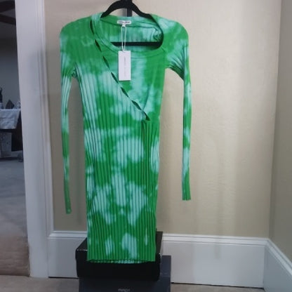 NWT Size small Cotton Citizen Capri cutout dress in Lime blast.