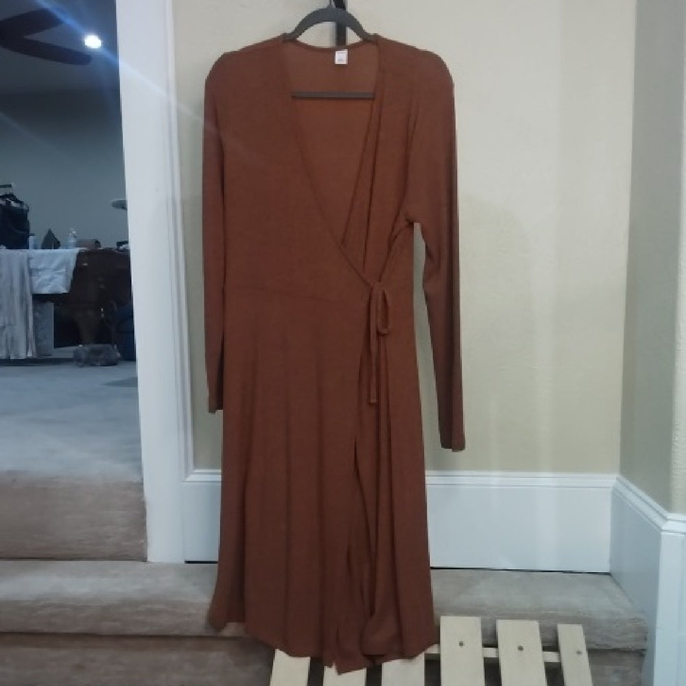 Size Large Old Navy Orange Long Sleeve Wrap Dress