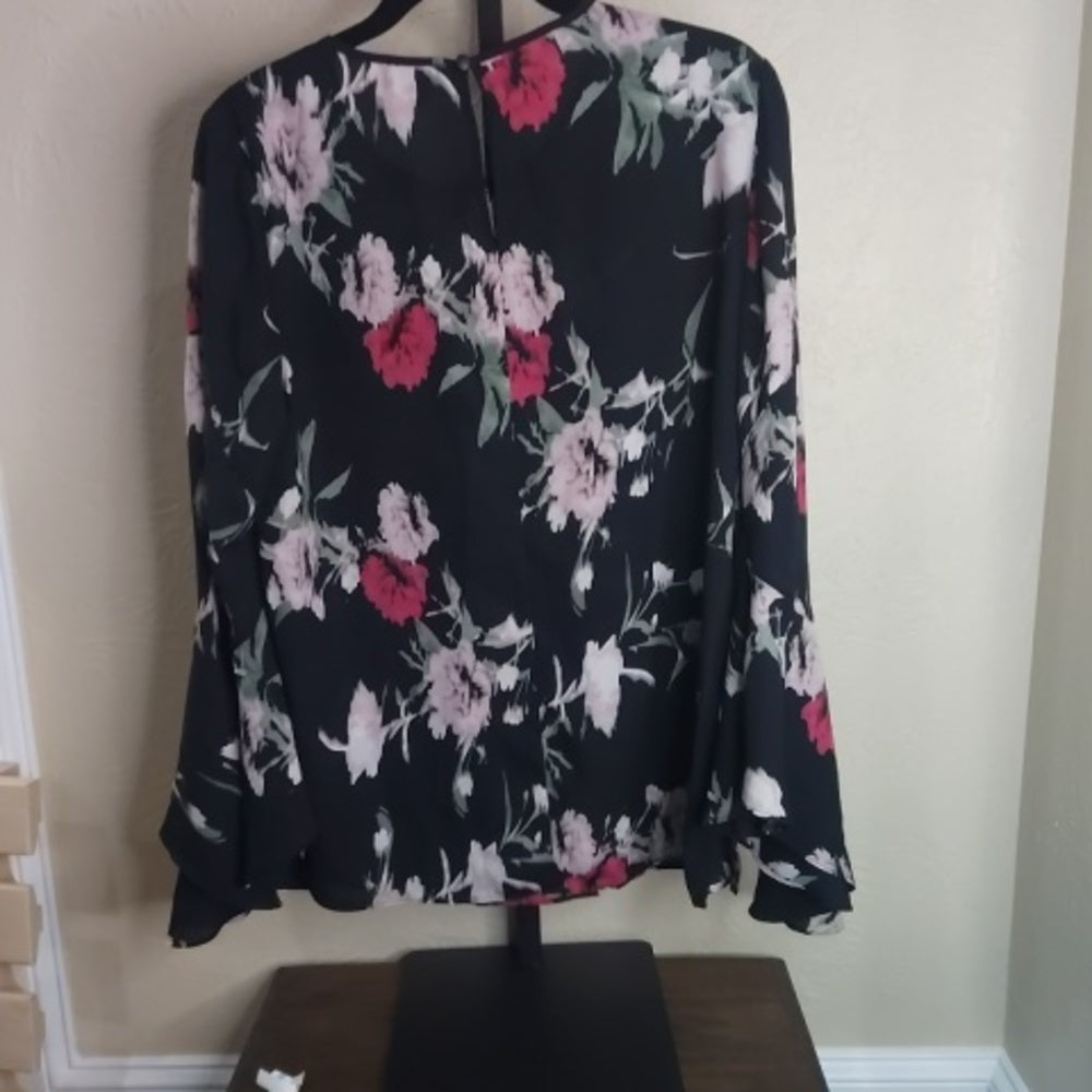 Vince Camuto Blue and Black Ruffled Bell Sleeve Blouse