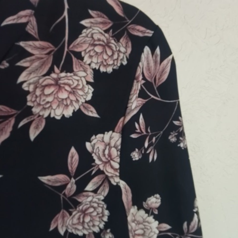 Forever 21 Black Buttoned Blouse with Mandarin Collar