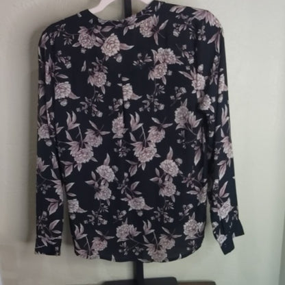 Forever 21 Black Buttoned Blouse with Mandarin Collar