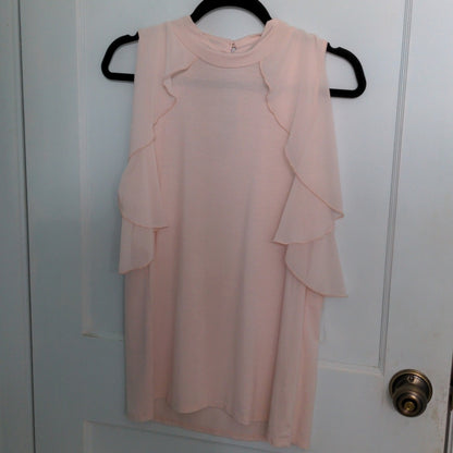 SIZE XL Cable & Gauge Light Pink Top with Ruffle on the Sides and a Keyhole Back