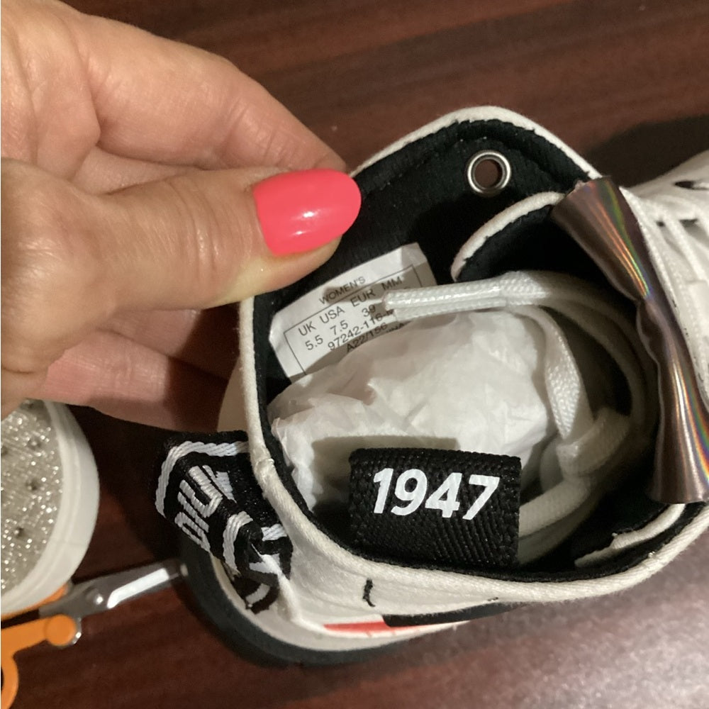 New size 7.5 Palladium White and Black Combat Boots with Chunky Sole