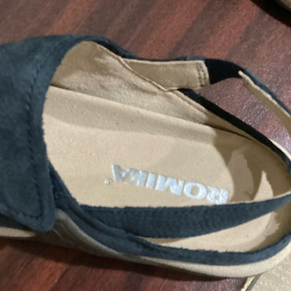 NEW SIZE 6-6 1/2 Romika Black and Tan Loafers with Perforated Design