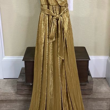 NWT SIZE SMALL SAYLOR Gold Ruffled Sweetheart Maxi Gown