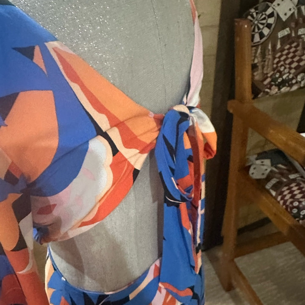 NWOT SIZE XS MINKPINK Bell Sleeve Blue and Pink Sundress