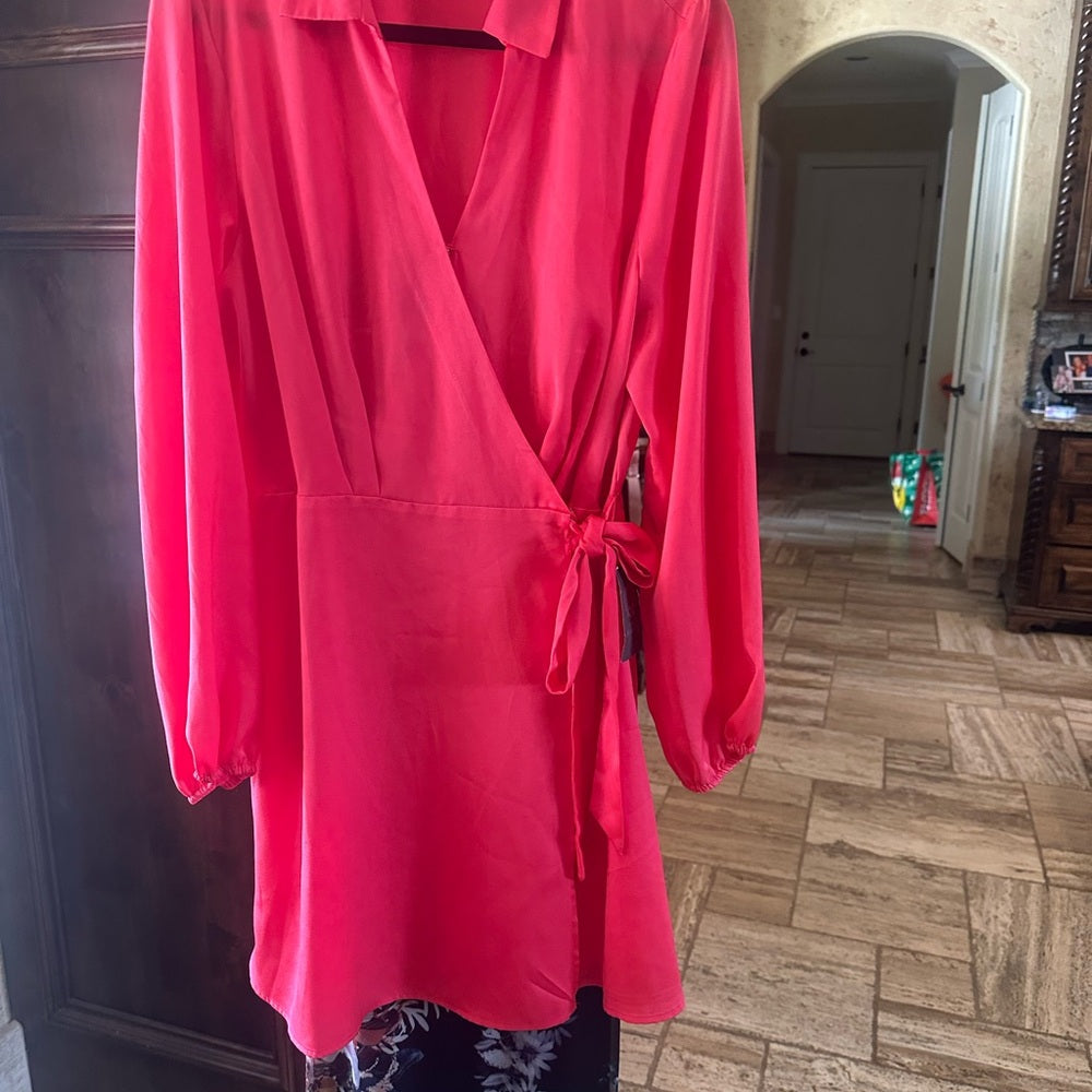NWT SIZE L Vince Camuto Pink Wrap Tie Front Cocktail Dress