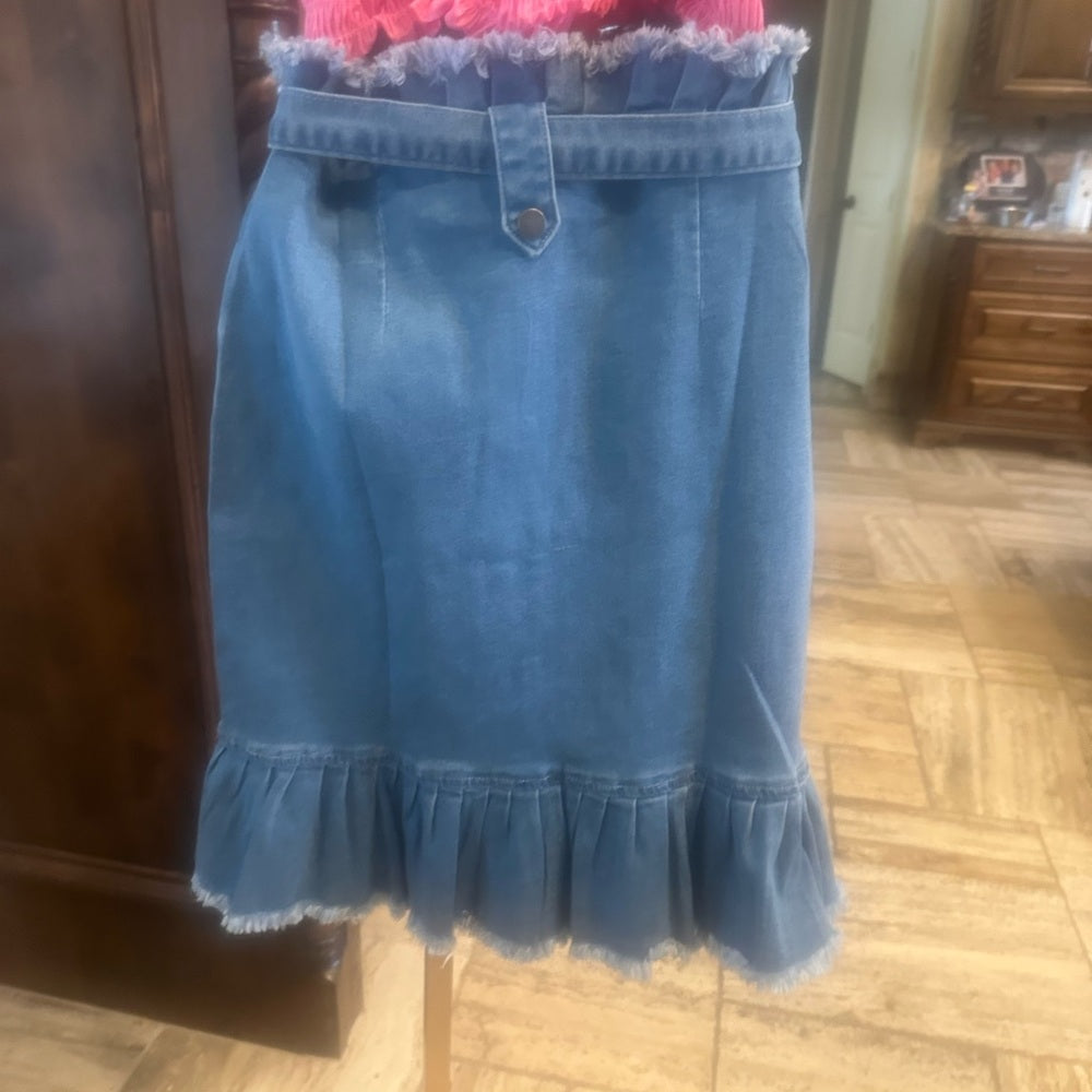 NWOT SIZE S/M Hayden Blue Gray Ruffled Tie Front Midi Skirt