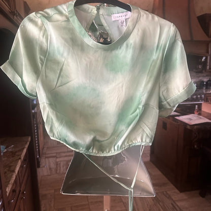 NWOT SIZE 6 Topshop Green Crop Top with Mandarin Collar and Cut Out Design