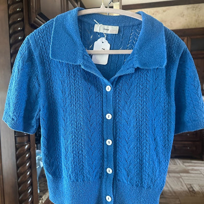 SIZE M Blue and White Cardigan Sweater with Classic Design