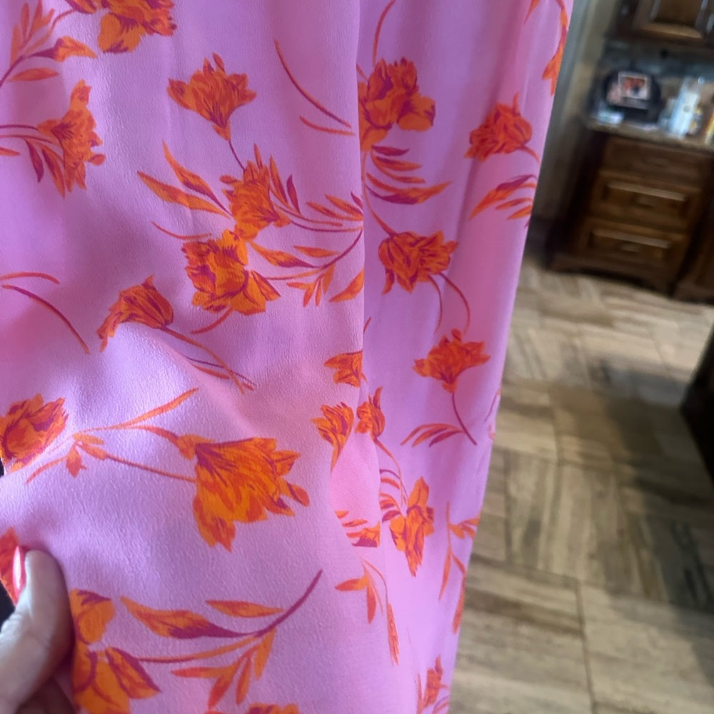 NWOT SIZE M Blue Life Asymmetrical Pink and Orange Skirt