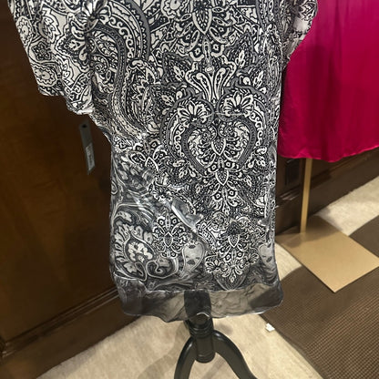 NWOT SIZE XL Apt. 9 Black and White Ruched Tie Front Blouse