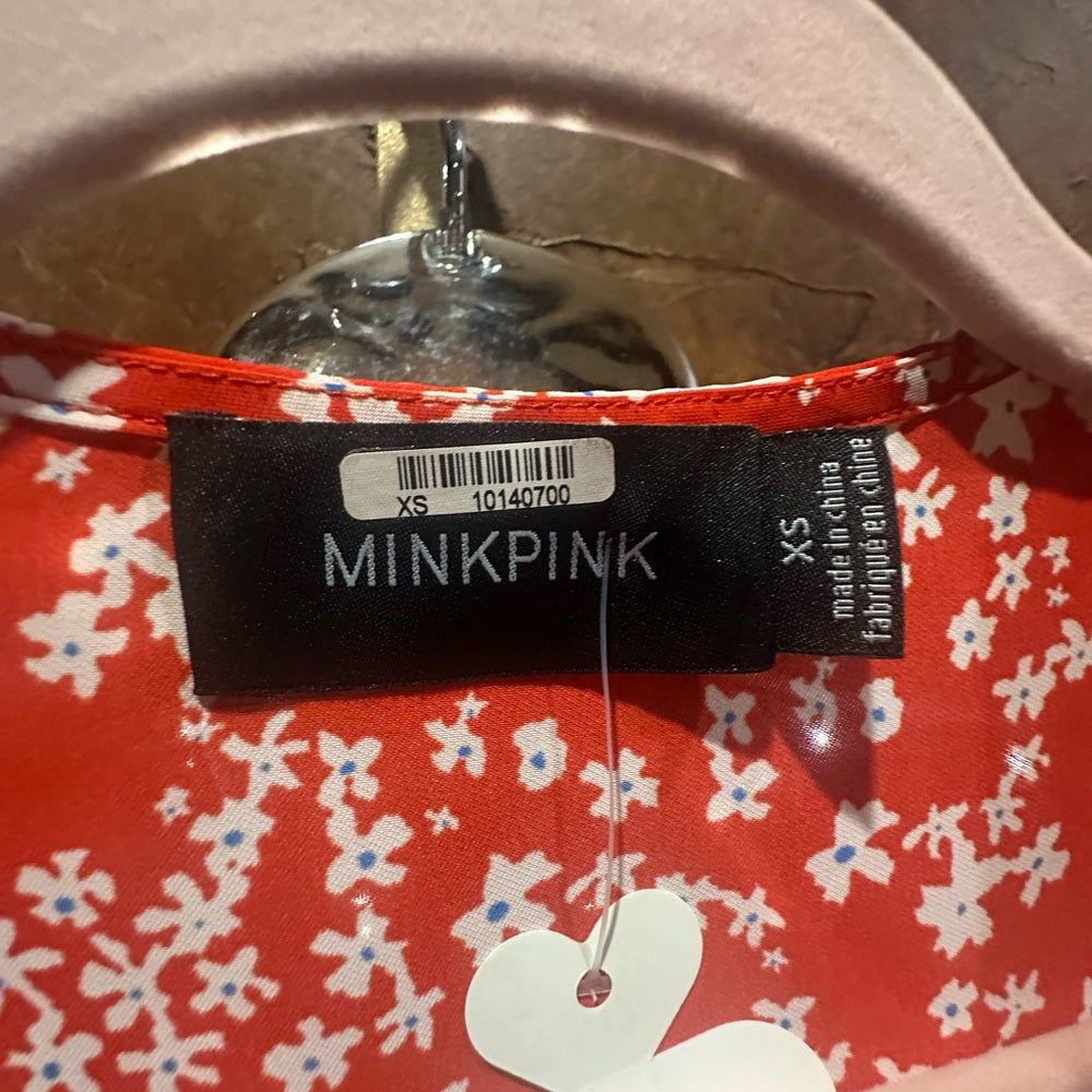 NWOT SIZE XS MINKPINK Red and White Flutter Sleeve Wrap Dress