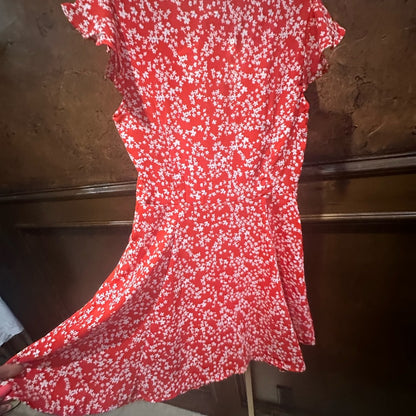 NWOT SIZE XS MINKPINK Red and White Flutter Sleeve Wrap Dress