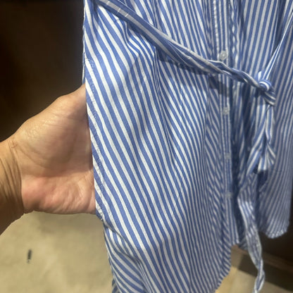 SIZE 6 LOFT Blue and White Mini Sundress with Crew Neck and Flutter Cap Sleeves