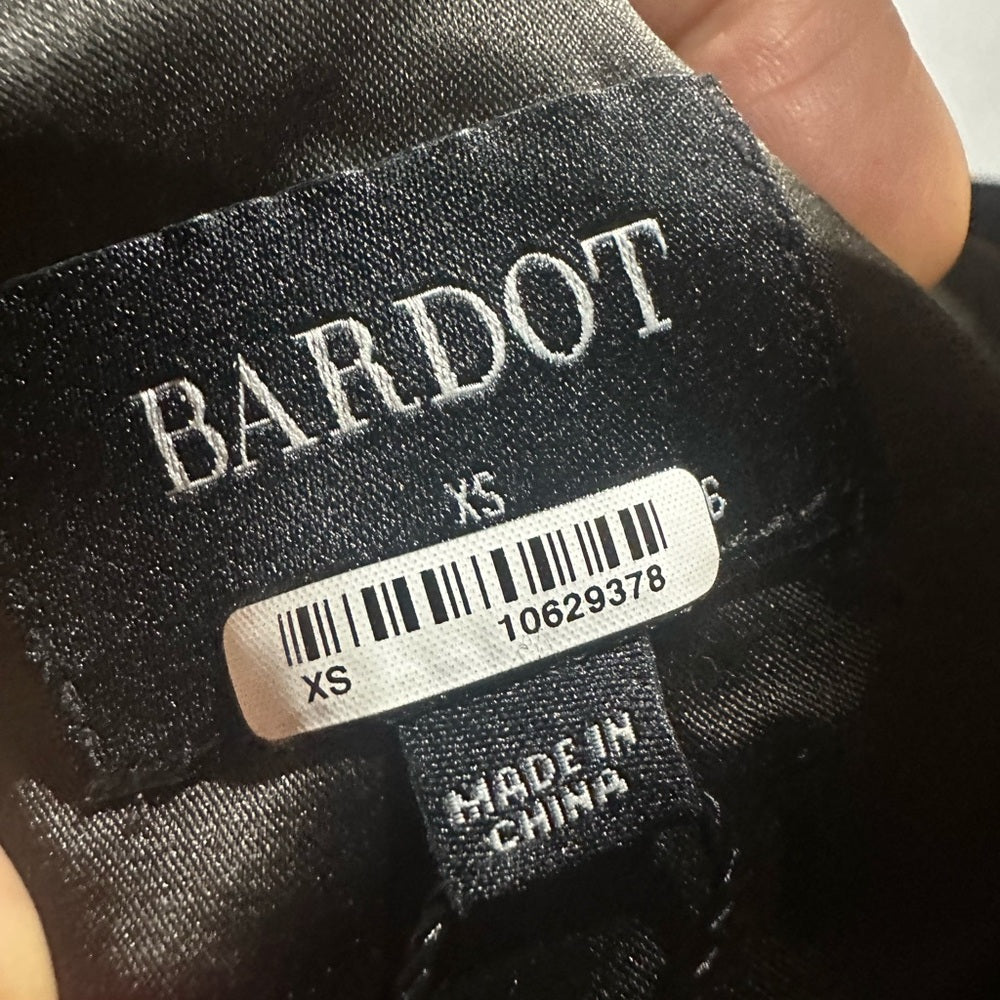 NWT SIZE XS Bardot Black Push-Up Bralette with Plunge Neckline
