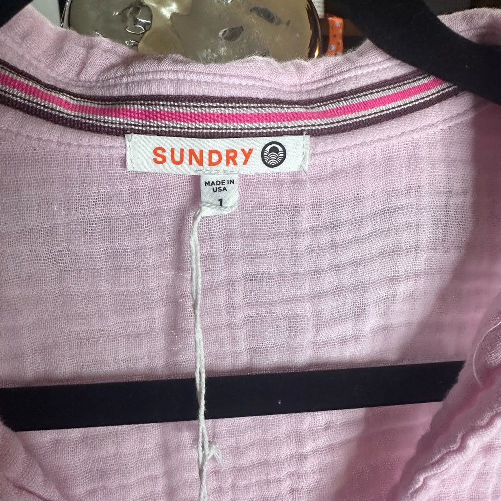 NWT SIZE S Sundry Pink Long Sleeve Notched Collar Button Down