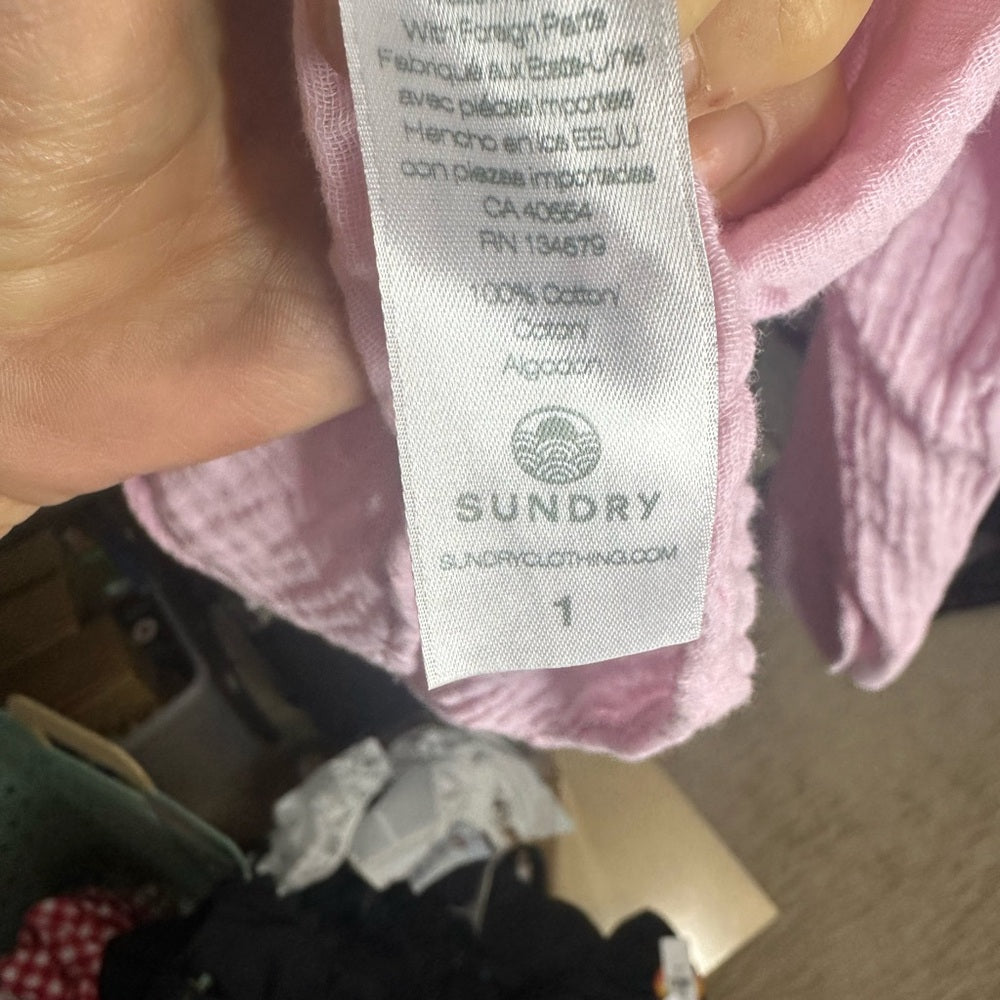 NWT SIZE S Sundry Pink Long Sleeve Notched Collar Button Down