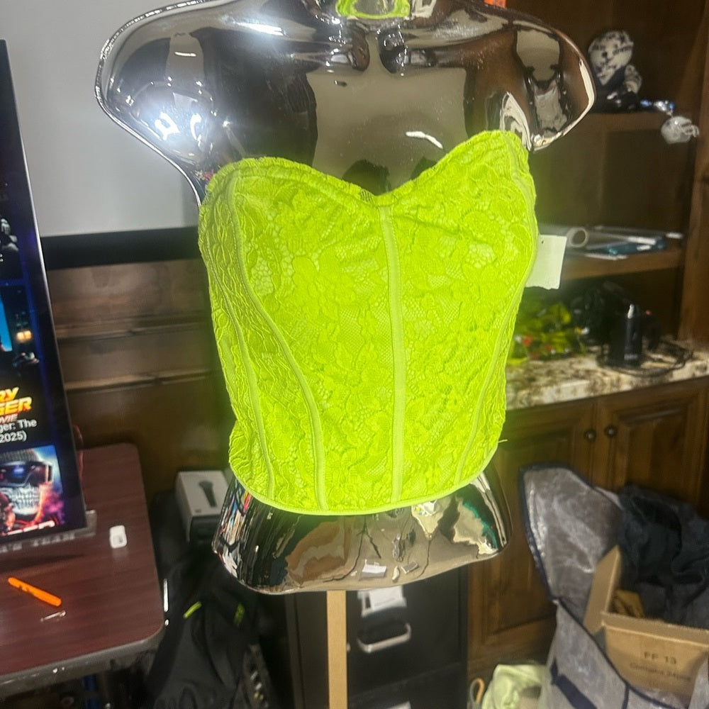 NWOT SIZE M Lime Green Sleeveless Bustier Crop Top