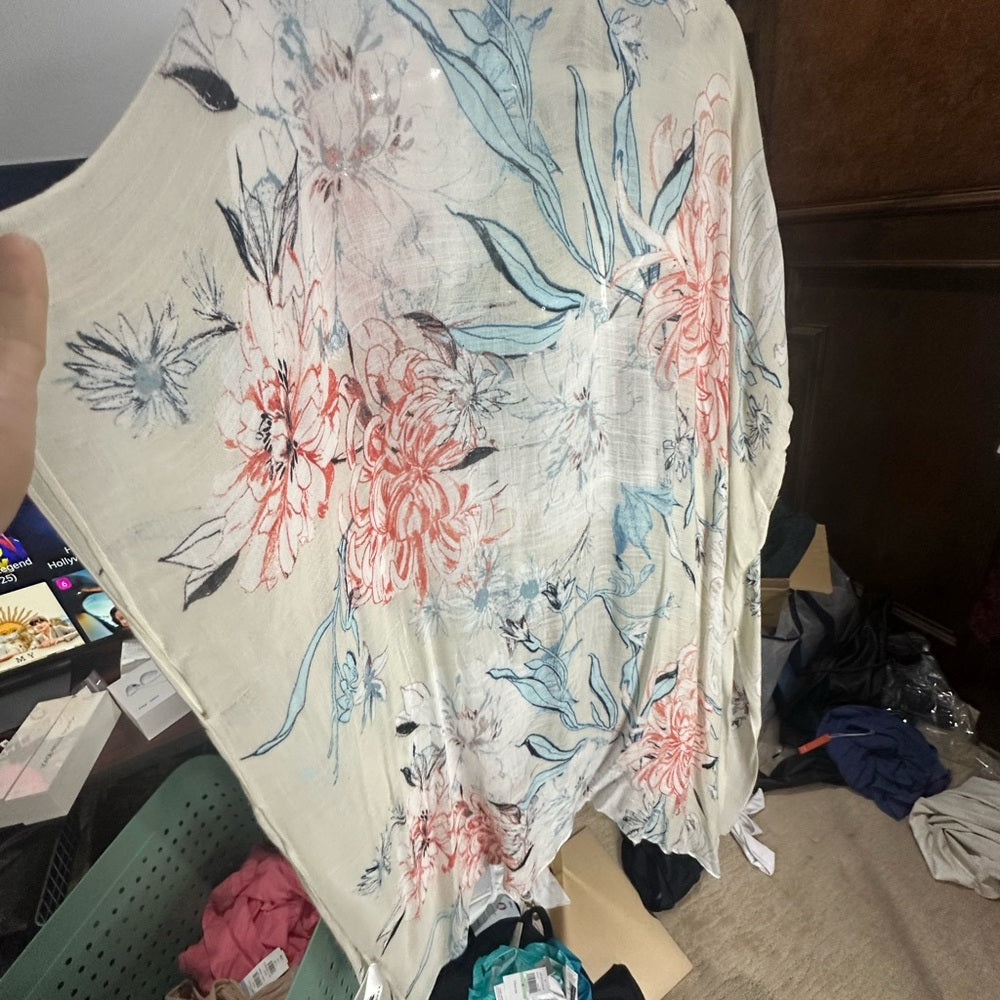 NWOT SIZE OS Breezy Cream and Blue Swim Coverup with Artistic Flair