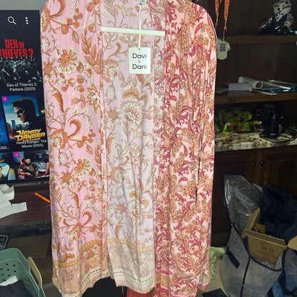 NWT SIZE M DAVI & DANI Asymmetrical Pink Sleeveless Top