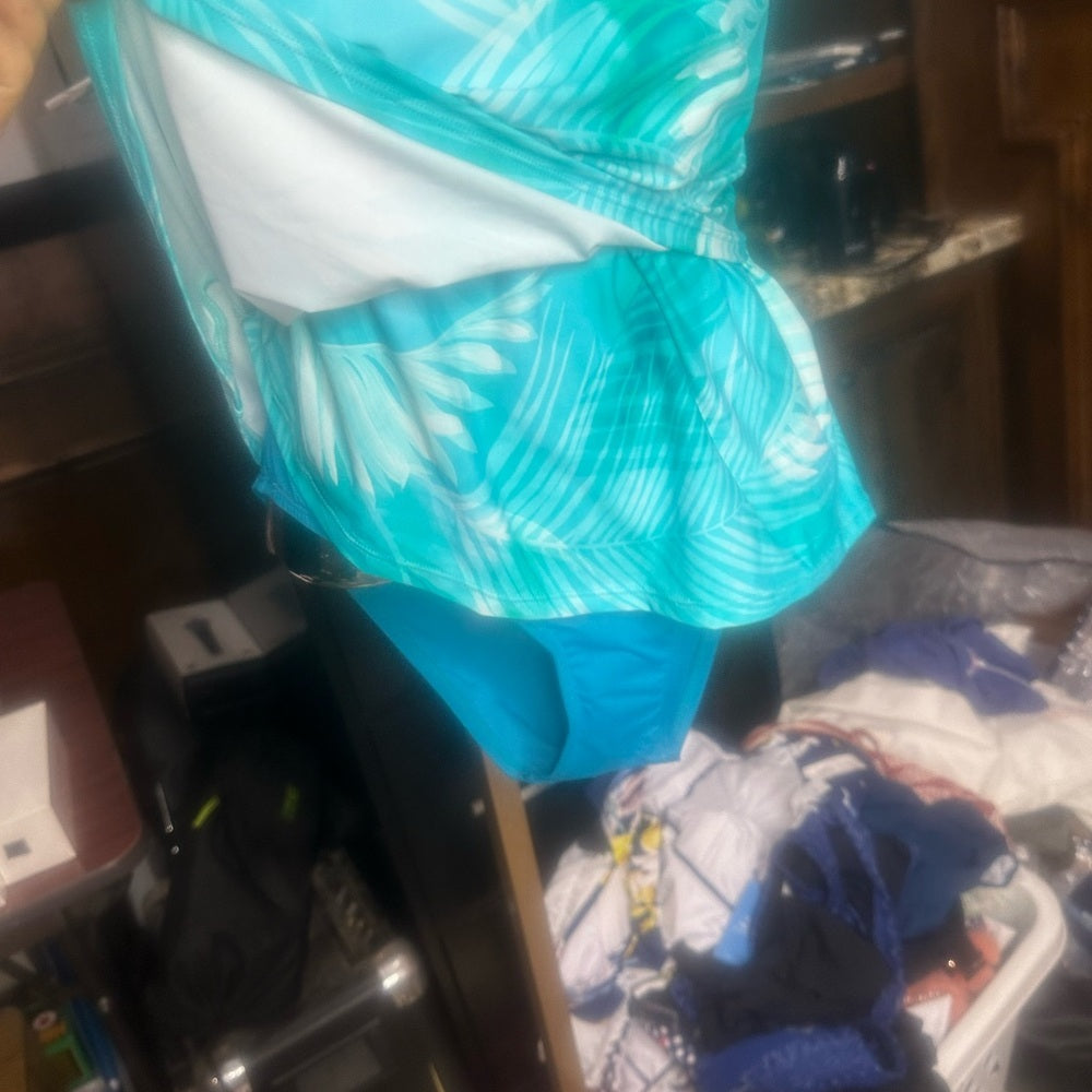 NWT SIZE 8 Jantzen Women's Blue and White Swimwear