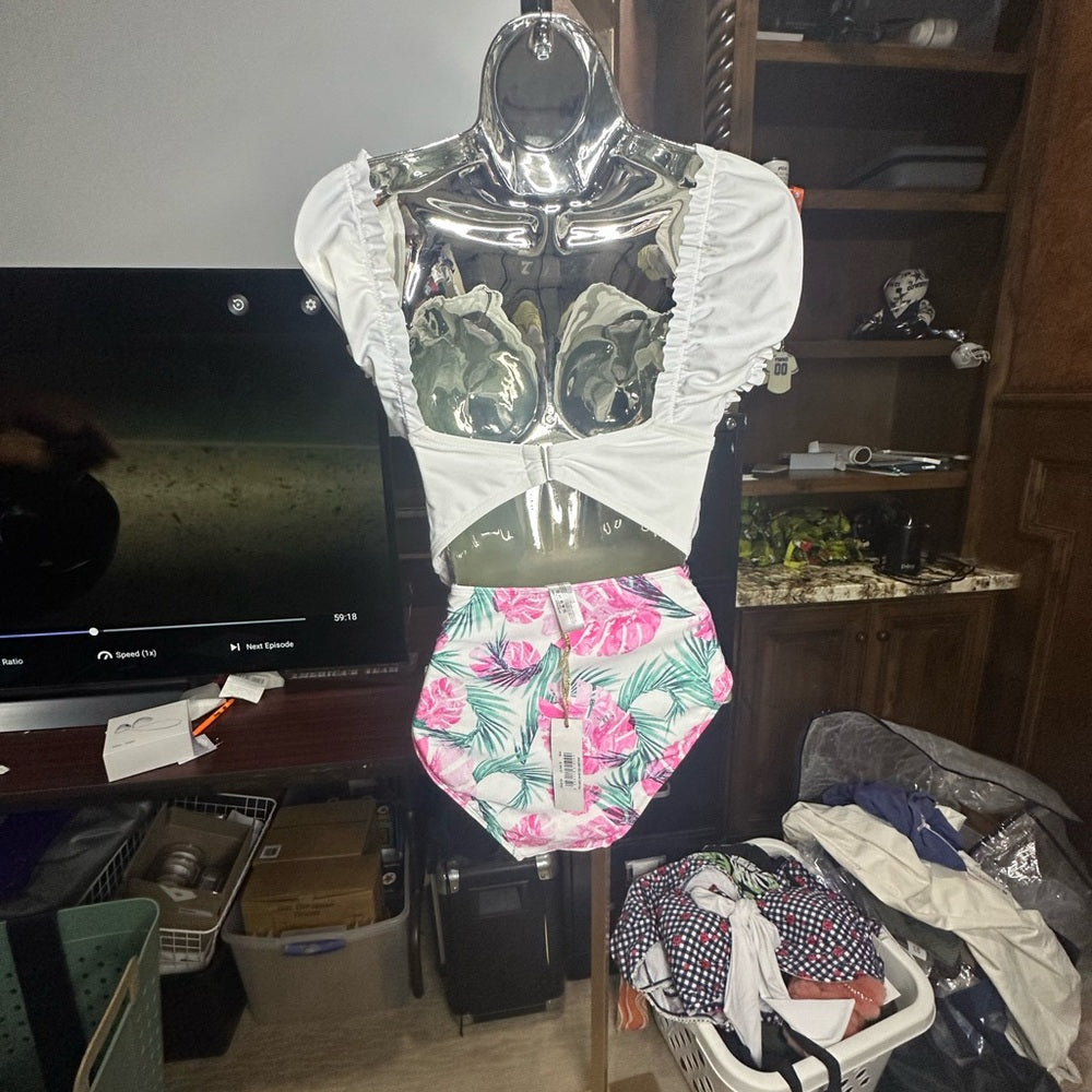 NWT SIZE 16 Pink and Green Tropical Bikini Bottom