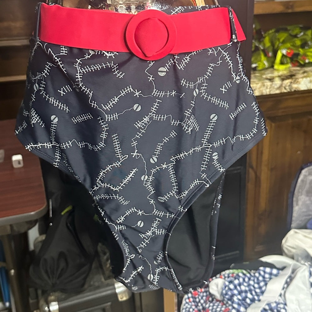 NWOT SIZE 2X Unique Vintage Black and Red Retro Bikini