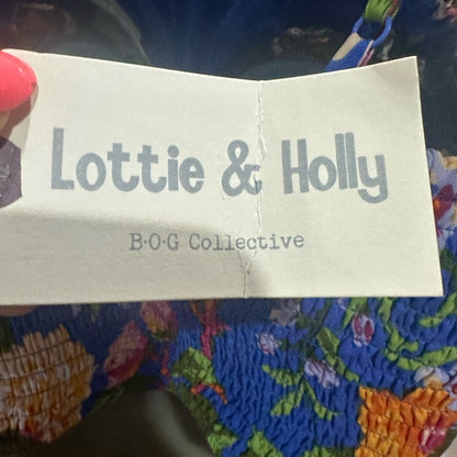 NWT SIZE M Playful Blue and Pink Floral Two-Piece Set