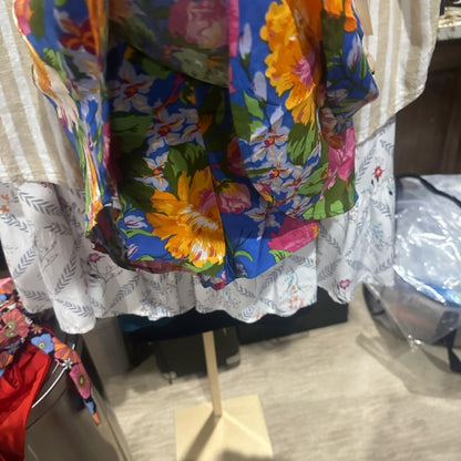 NWT SIZE M Playful Blue and Pink Floral Two-Piece Set