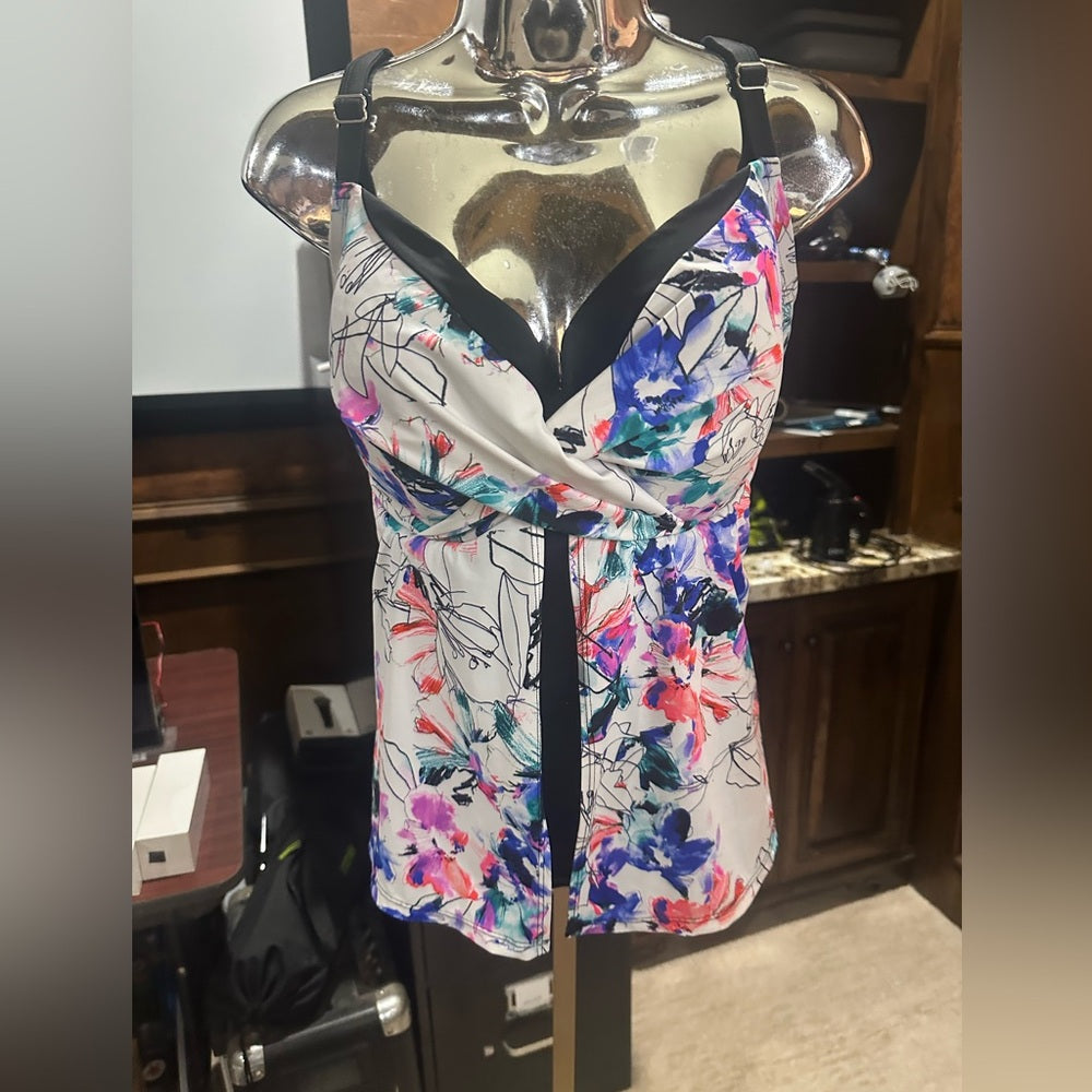 SIZE 22 Swimsuits For All Pink and Blue Bustier Wrap Camisole