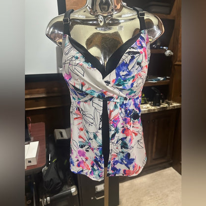 SIZE 22 Swimsuits For All Pink and Blue Bustier Wrap Camisole