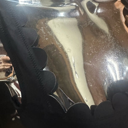 SIZE XS Chic Black Bikini with Sleek Design and Comfort