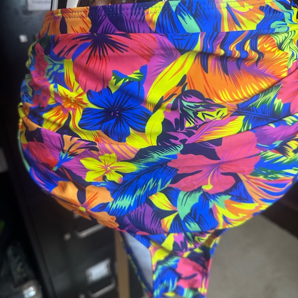 NWT SIZE L Sparkle & Fade Blue Bikini with Ruffled Top and Retro Bottoms