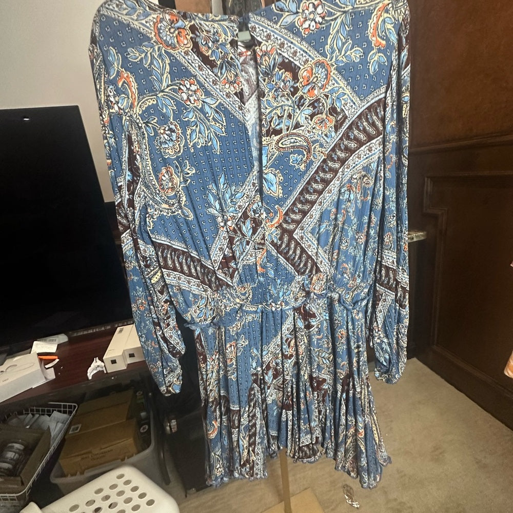 SIZE L Blue and Silver Resort Wear Jumpsuit with Bishop Sleeves