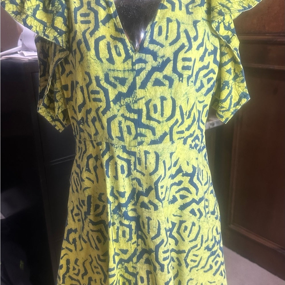 SIZE S Kali Green and Black Mini Dress for a Night Out