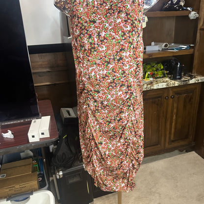 SIZE 8 Red and Green Sequin Embellished Sleeveless Sheath Midi Dress